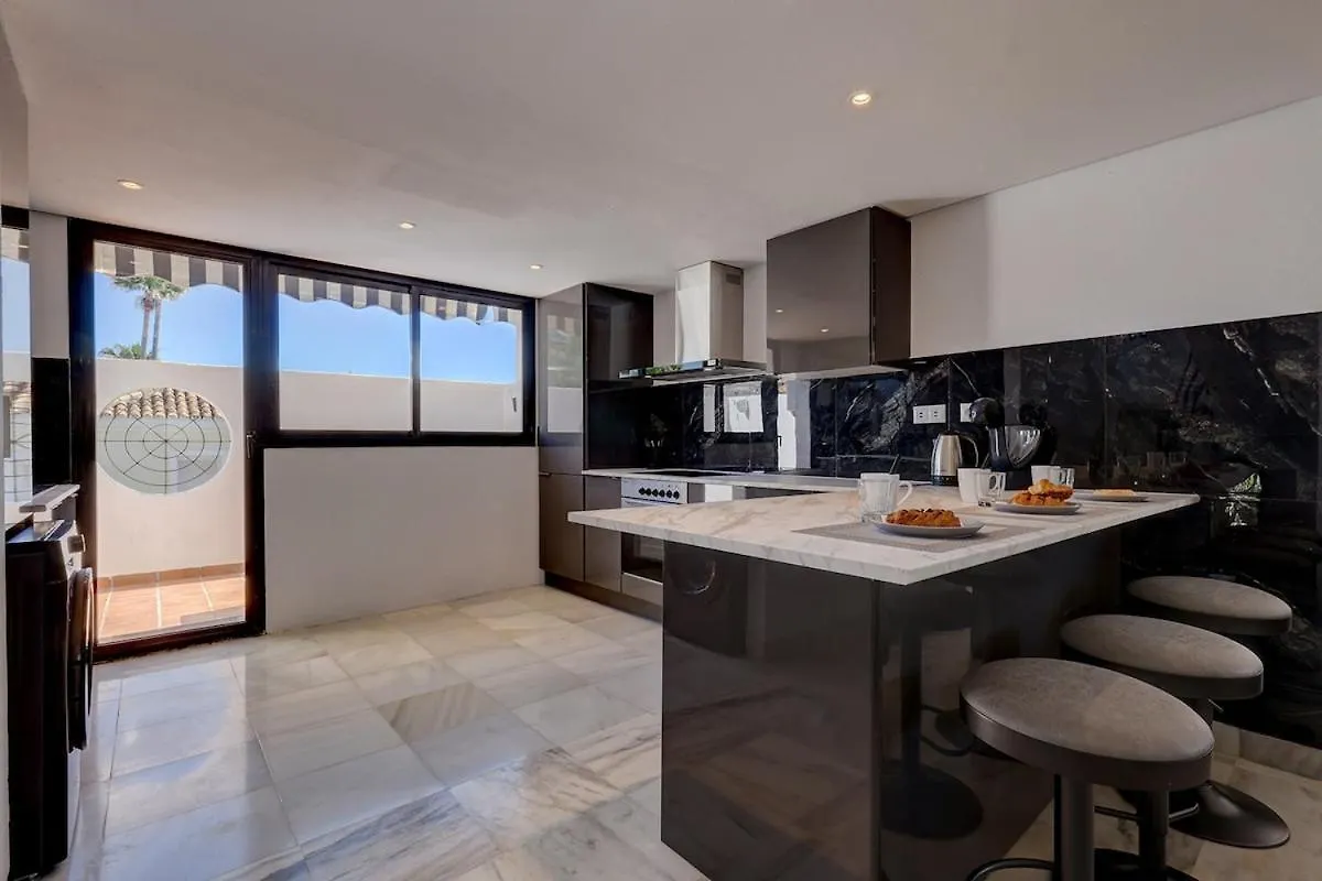 Three Bedroom Townhouse 100 Meters From The Beach! Estepona